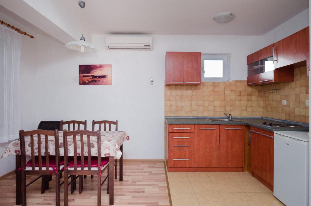 Apartments Blazenka Banjol Luaran gambar