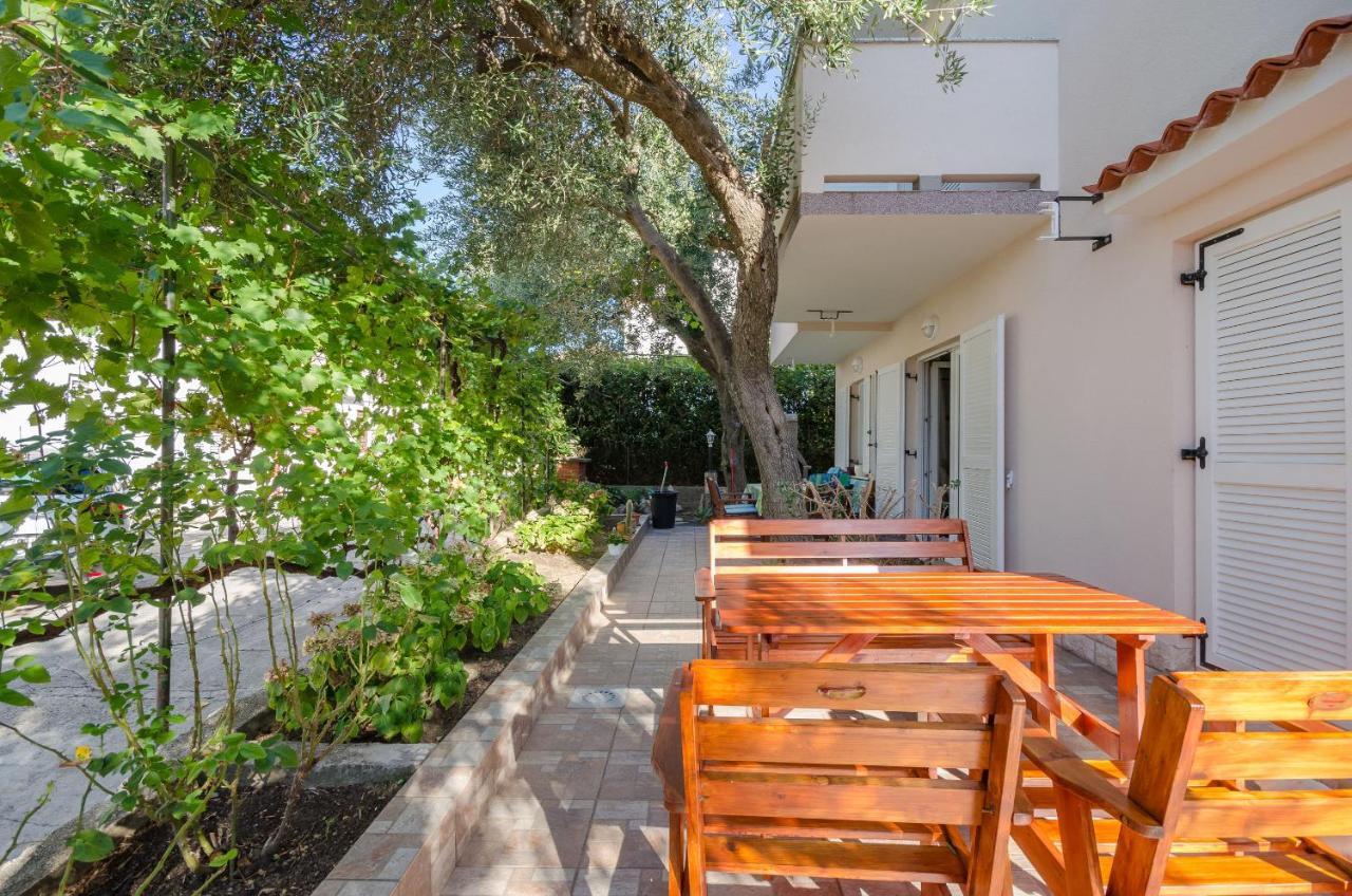Apartments Blazenka Banjol Luaran gambar