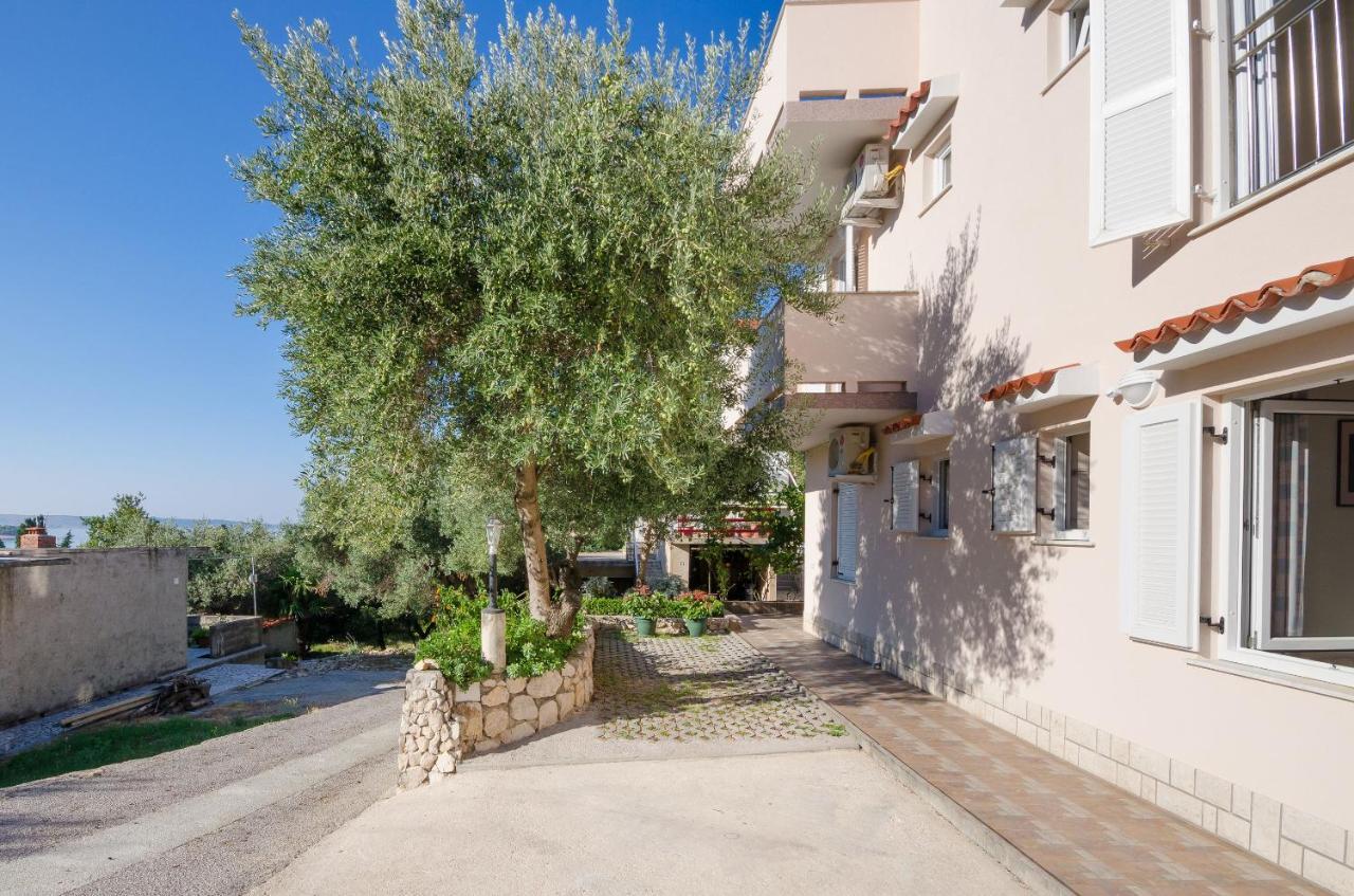 Apartments Blazenka Banjol Luaran gambar